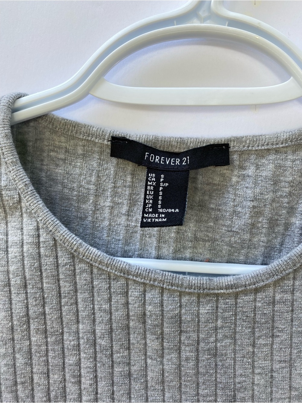 F21 Gray Ribbed Crop Tank - Picture 3 of 5